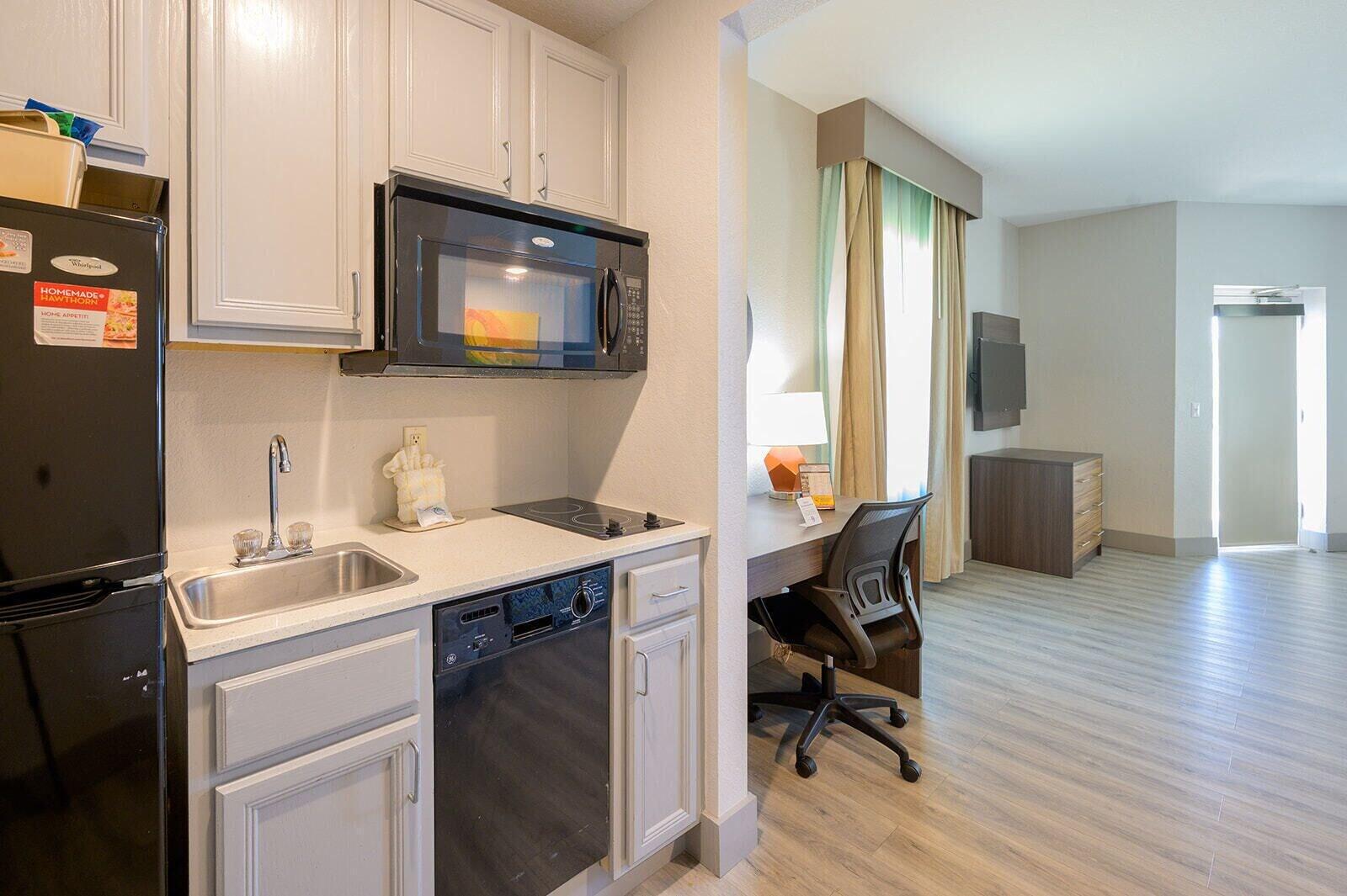 Hawthorn Extended Stay By Wyndham Panama City Beach Upper Grand Lagoon Екстериор снимка